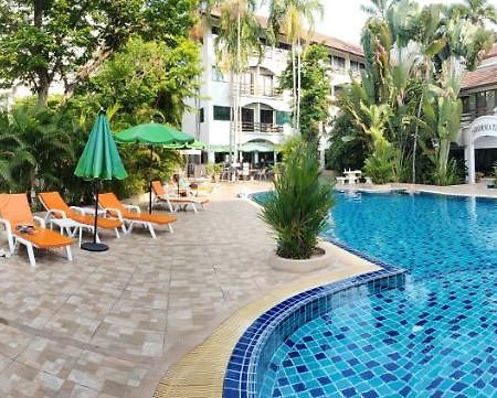 Oasis Rentals, Diana Estate, Паттая Екстер'єр фото